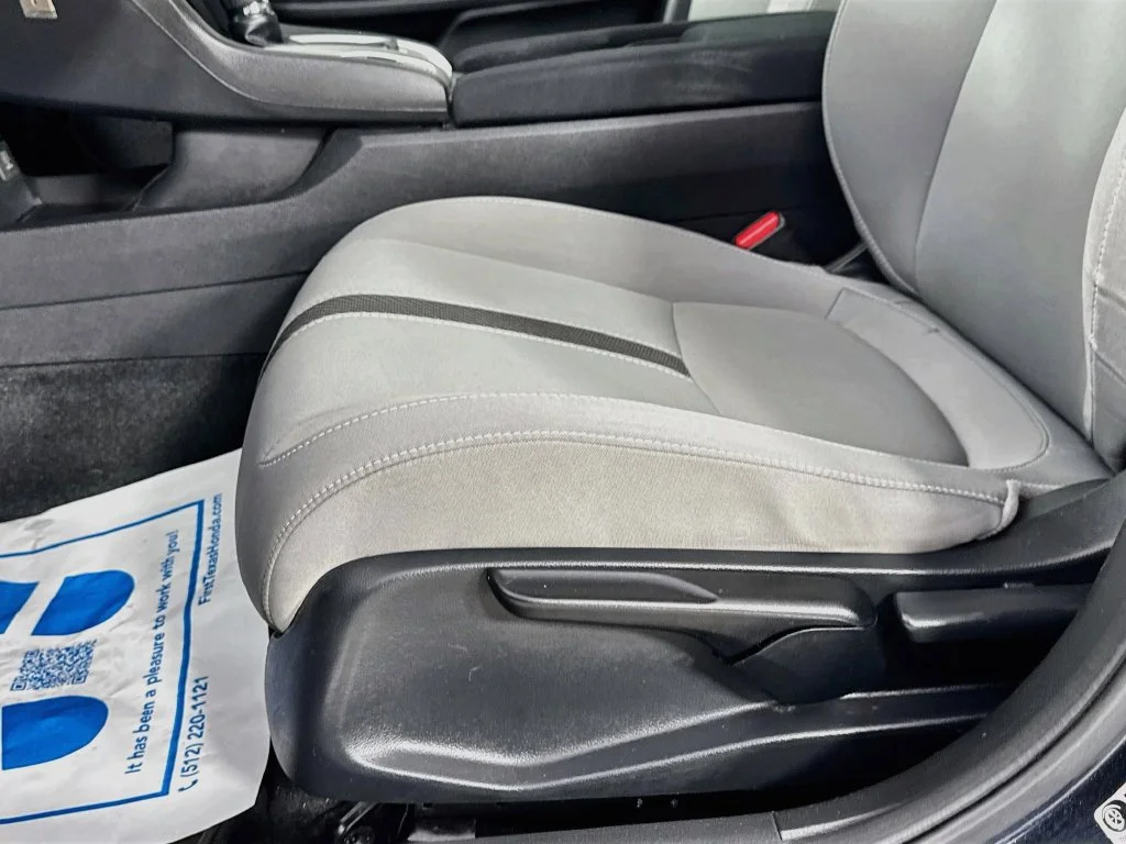 Certified Used 2018 Blue Honda LX image 25