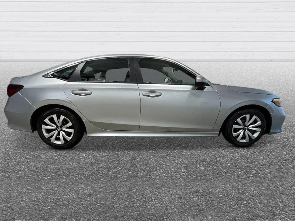 New 2026 Solar Silver Metallic Honda LX image 7