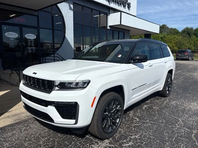 New 2027 White/off-white Jeep Summit image 2