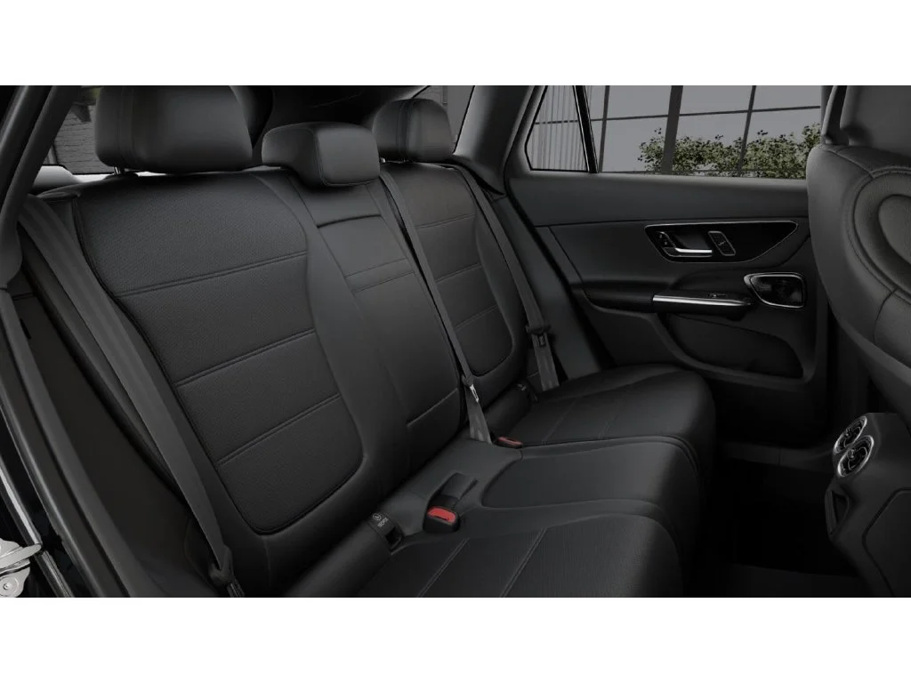 New 2027 Black Mercedes-Benz GLC 300 image 5