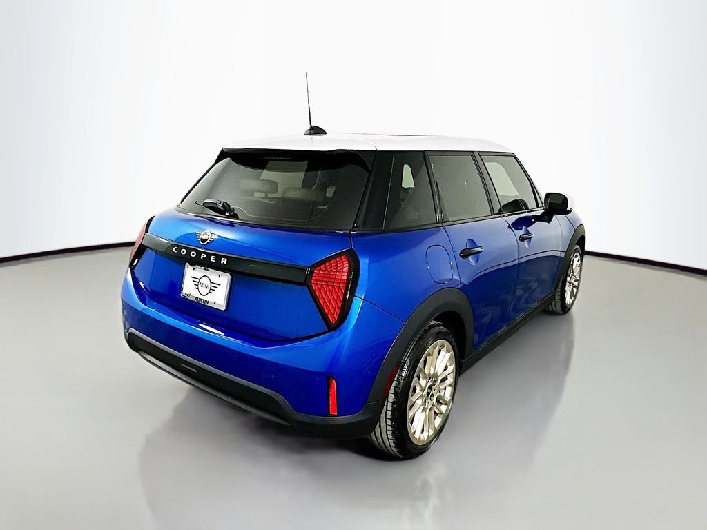 Certified Used 2025 Blue MINI Signature Plus image 5