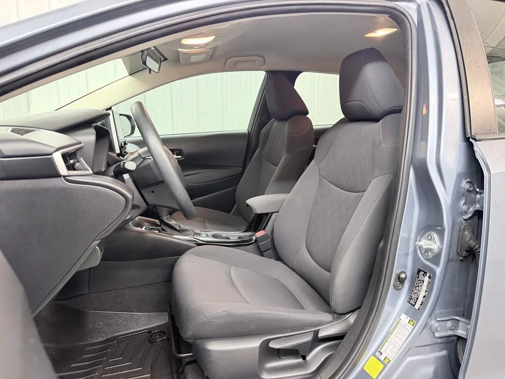 Used 2021 Gray Toyota LE image 12