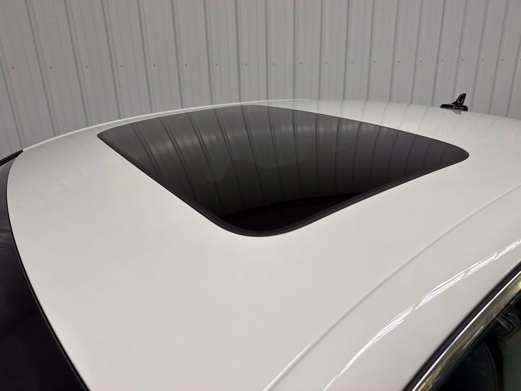 Used 2021 White Audi 40 Premium Plus image 31