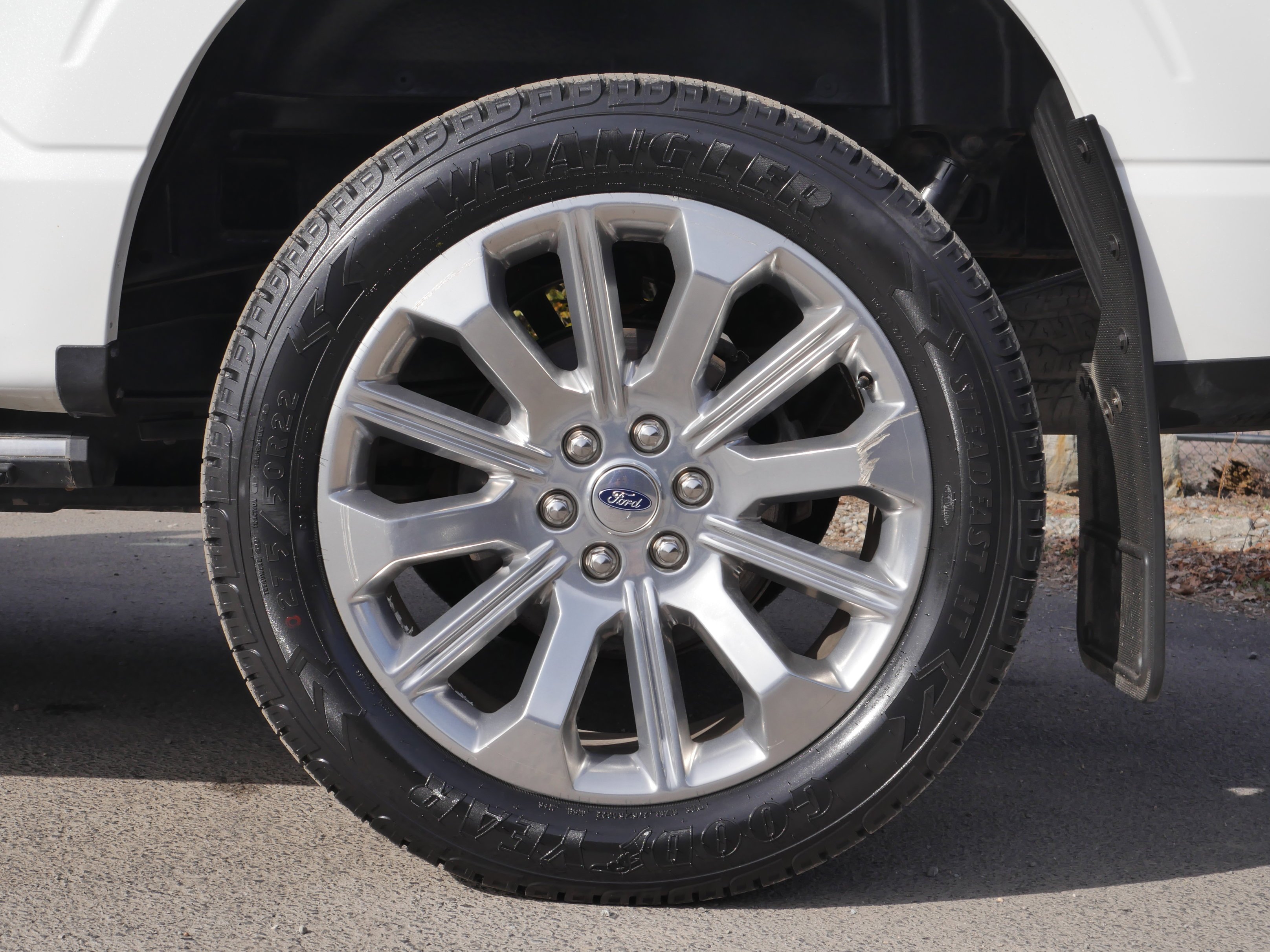 Certified Used 2021 Star White Metallic Tri-Coat Ford Limited image 21