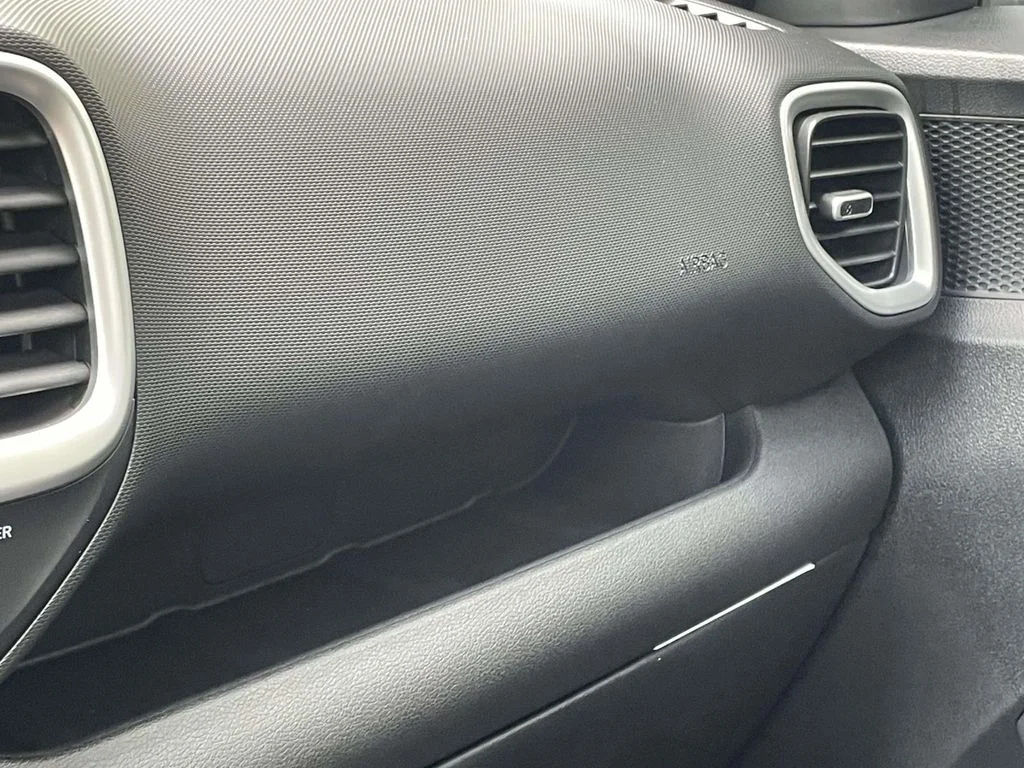 New 2026 White Hyundai SEL image 30