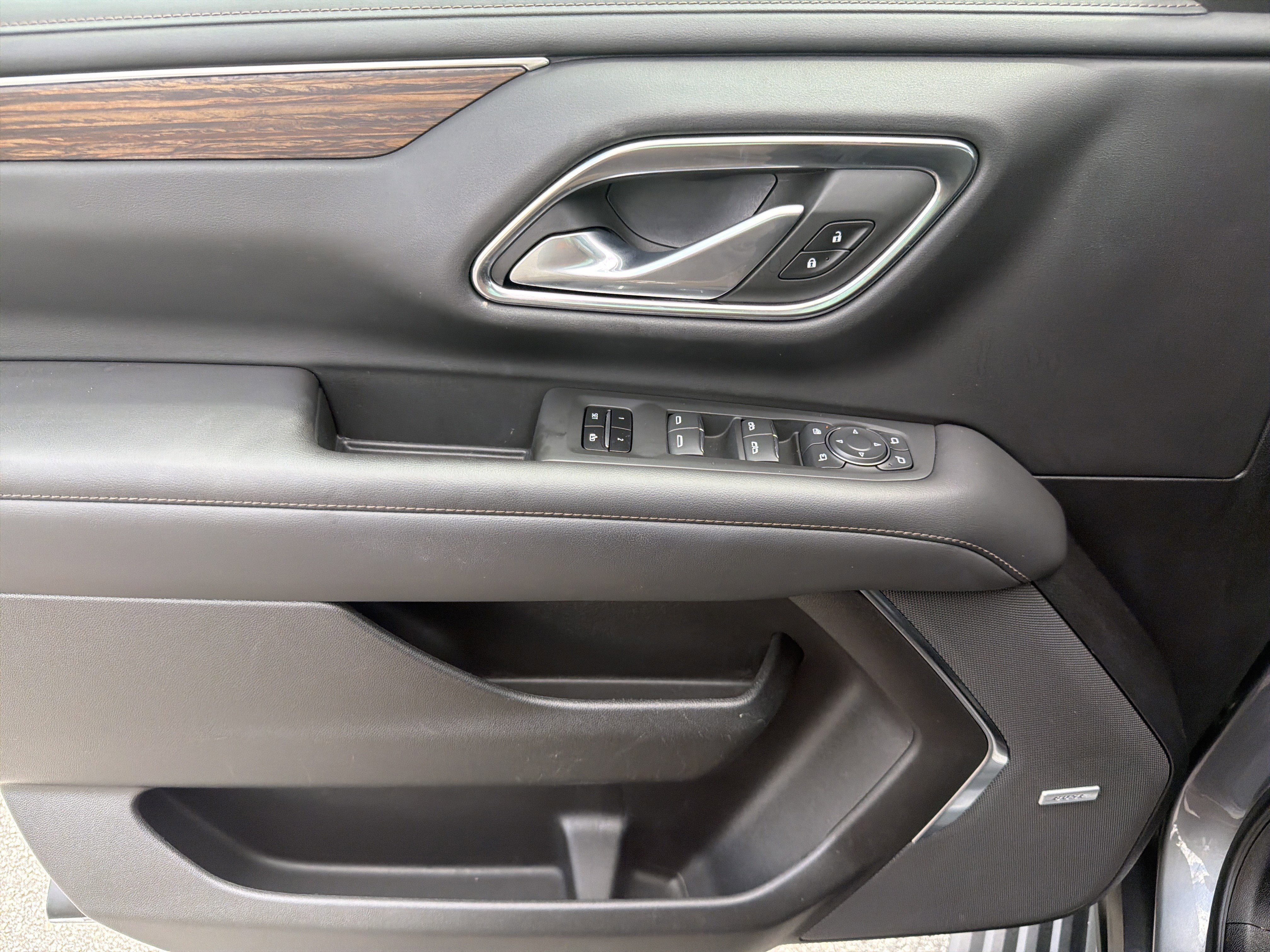 Used 2022 Satin Steel Metallic Chevrolet High Country image 20