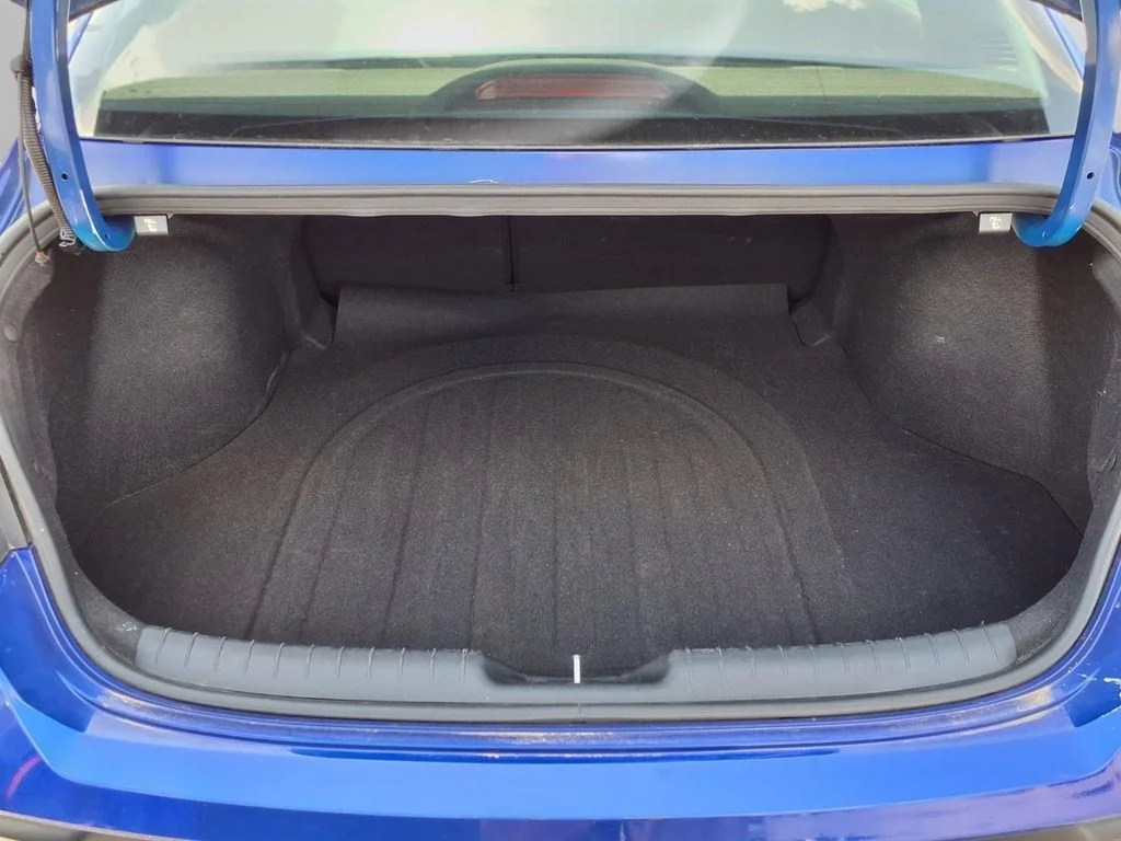 Used 2025 Blue Hyundai SEL Convenience image 27