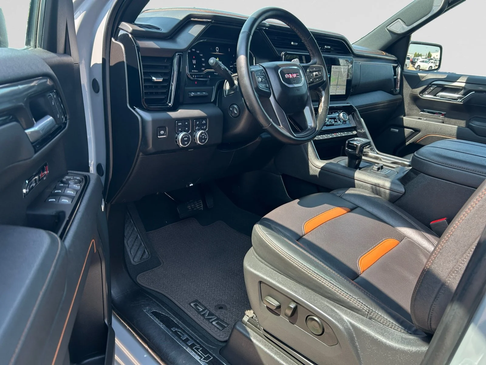 Used 2025 Gray GMC AT4 Crew Cab 6.2L Leather Sunroof Navigation 4x4 image 13