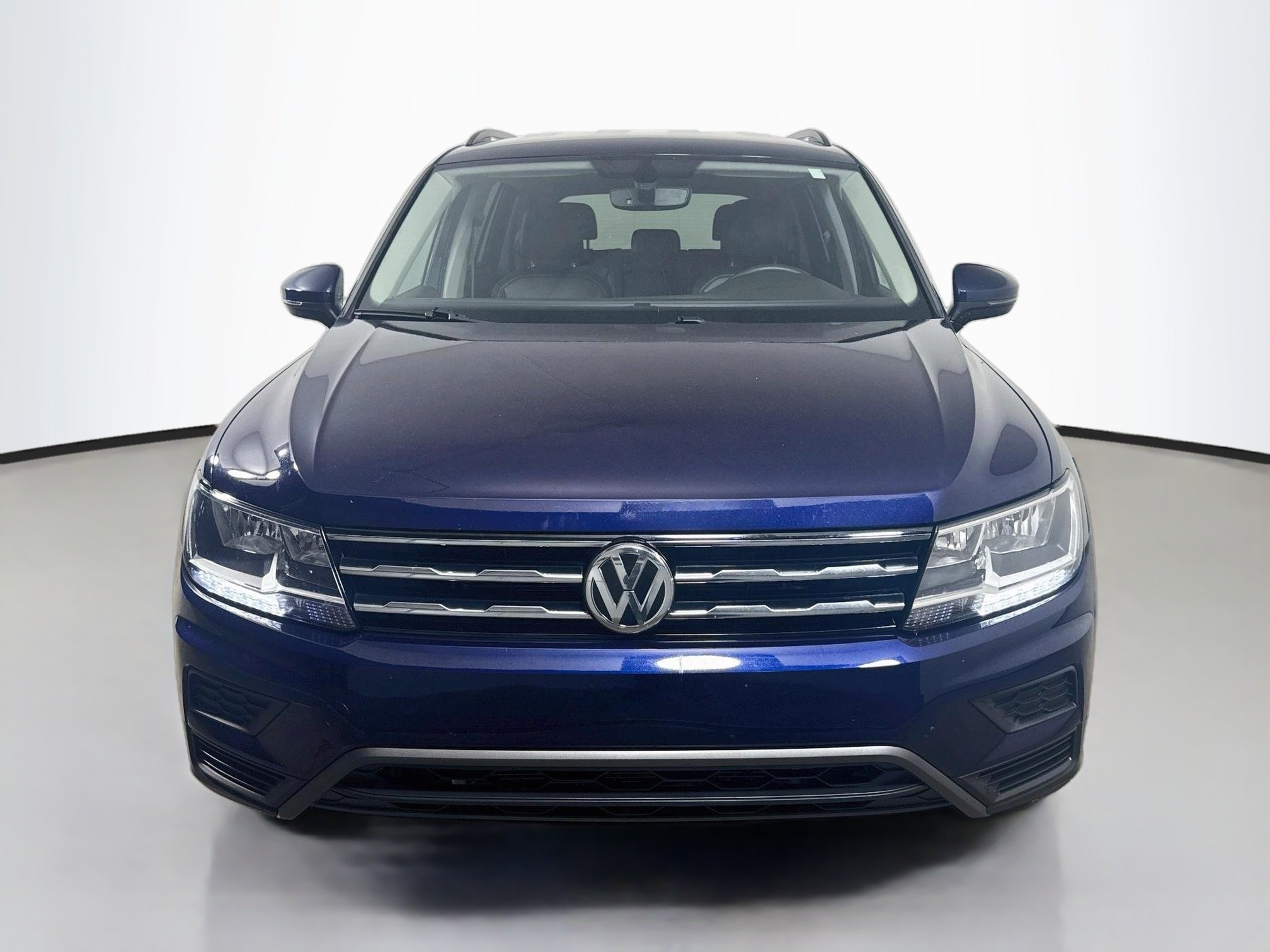 Used 2021 Atlantic Blue Metallic Volkswagen SE image 2