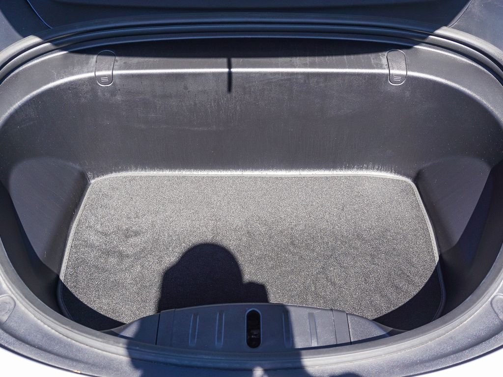 Used 2018 Gray Tesla Long Range image 27