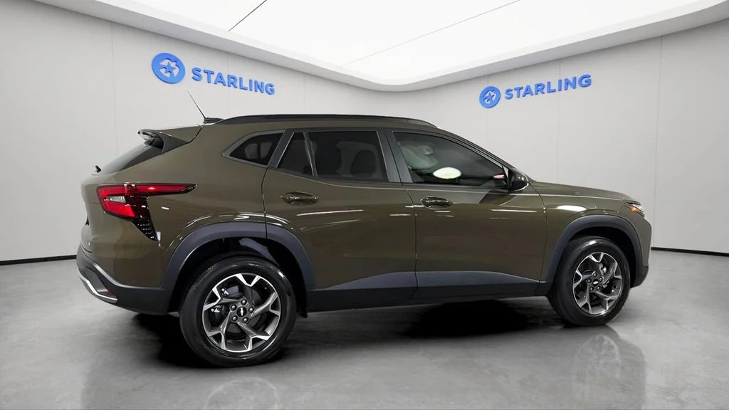 2024 Chevrolet Trax LT - Photo 20
