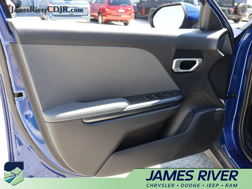 Used 2025 Blue Kia LXS image 20
