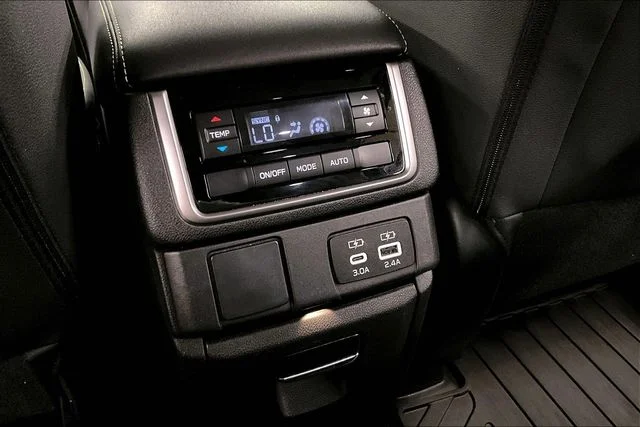 Used 2025 Cosmic Blue Pearl Subaru Onyx Edition image 34