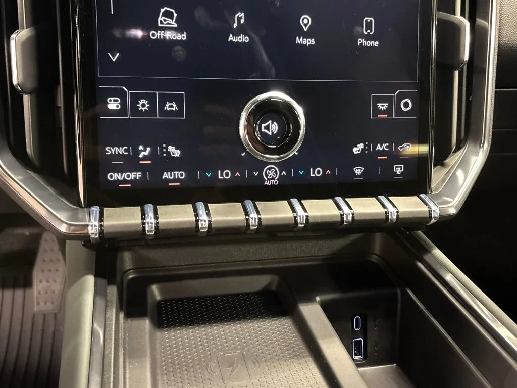 2026 GMC Acadia AT4 - Photo 36