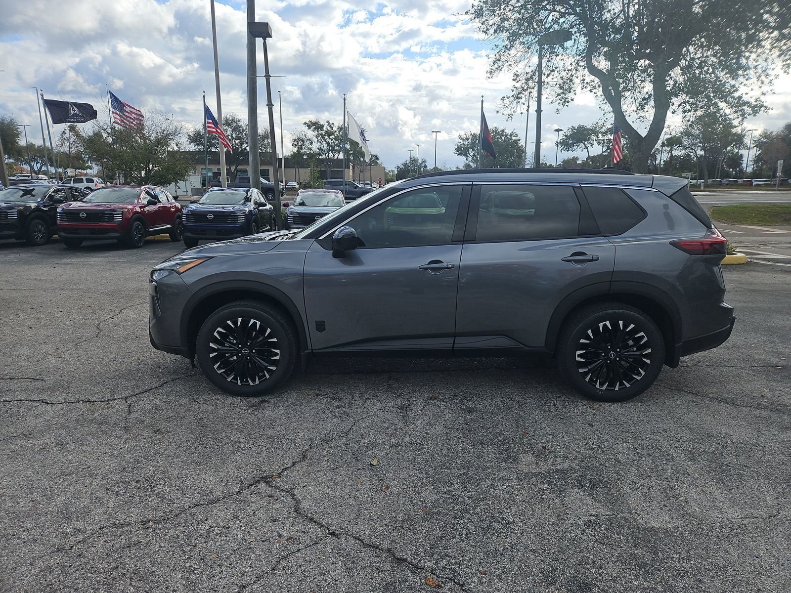 New 2026 Nissan Rogue Dark Armor 4D Sport Utility