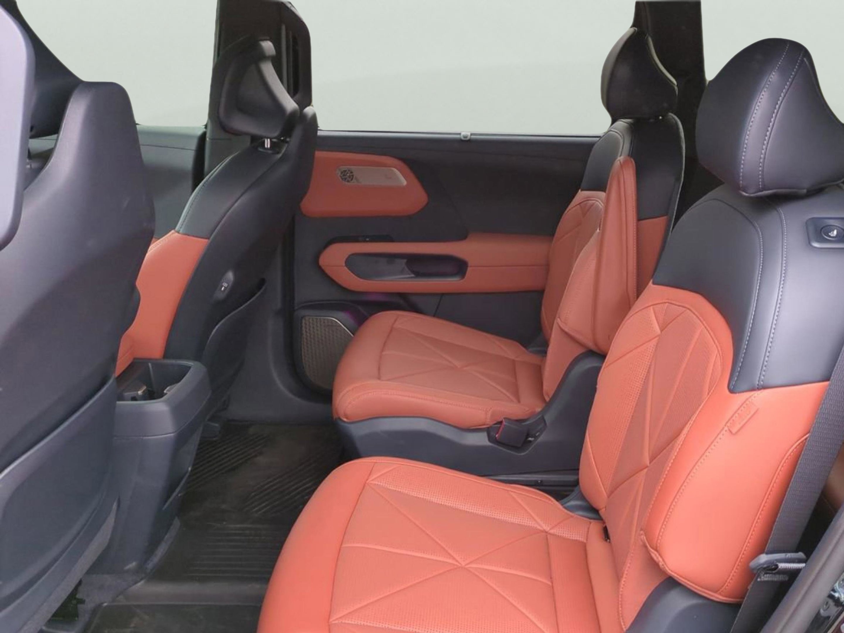 New 2027 Ebony Black Kia SX image 39