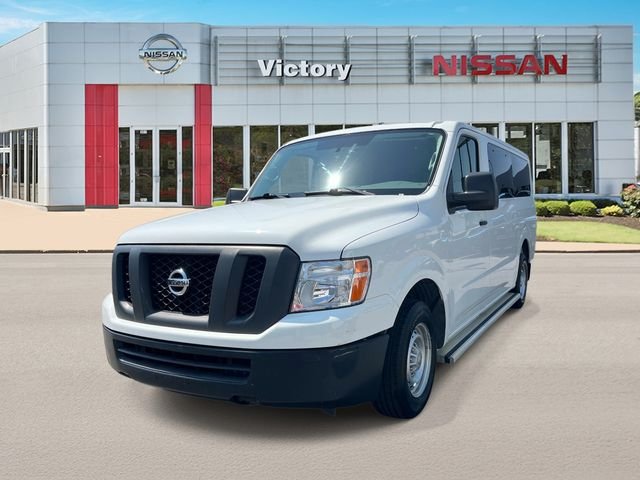 Used 2018 Glacier White Nissan S image 7