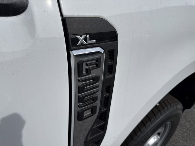 New 2026 White Ford XL image 27