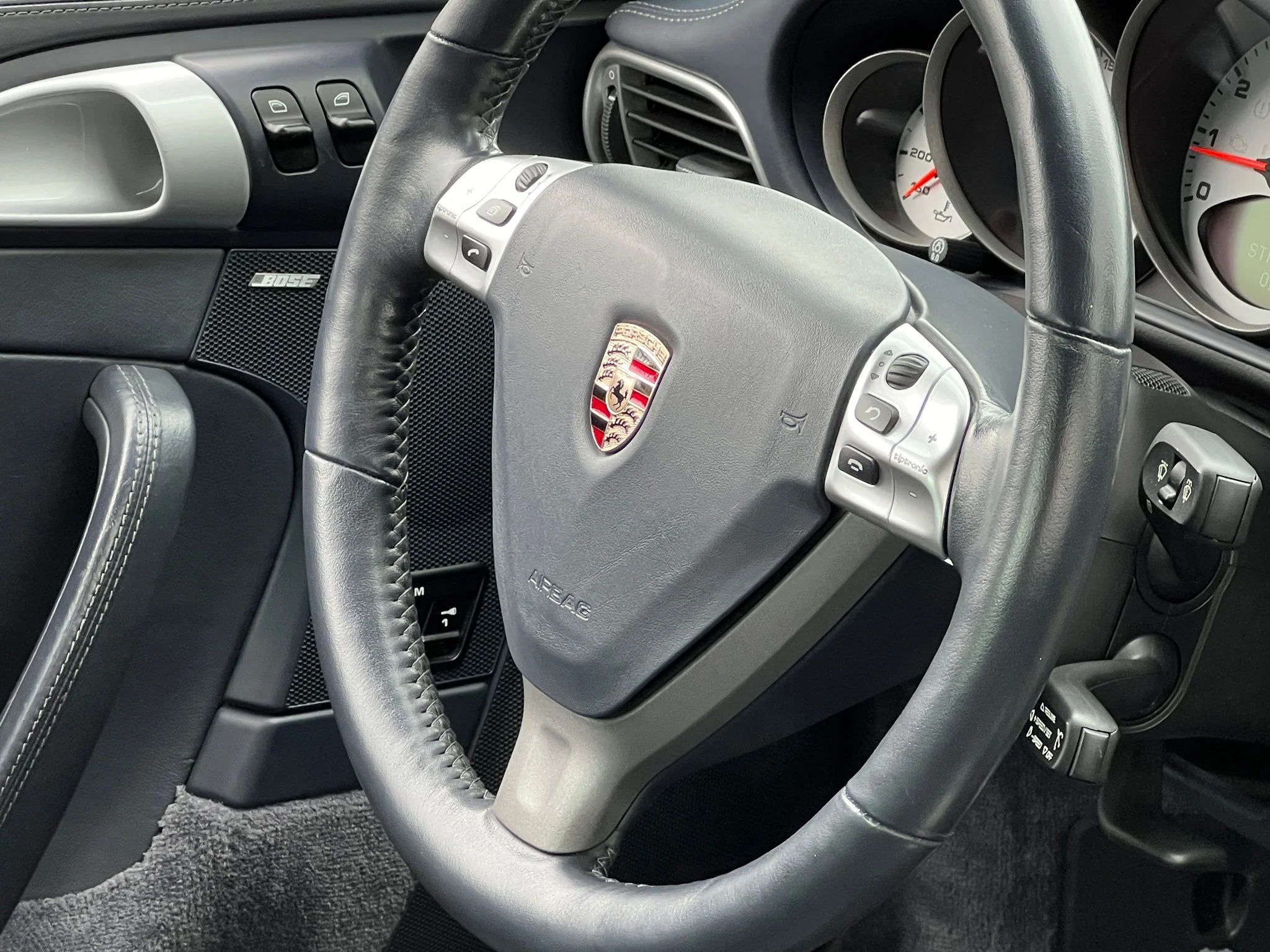 Used 2007 Silver Porsche Turbo image 20