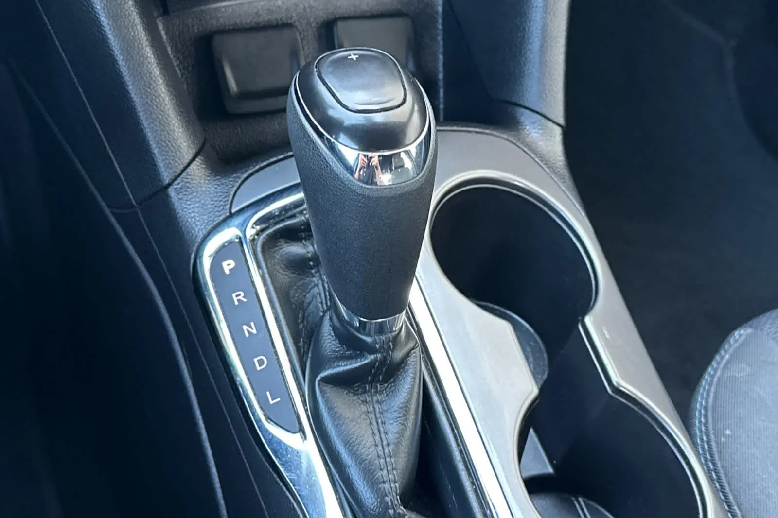 Used 2017 Kinetic Blue Metallic Chevrolet LT image 20