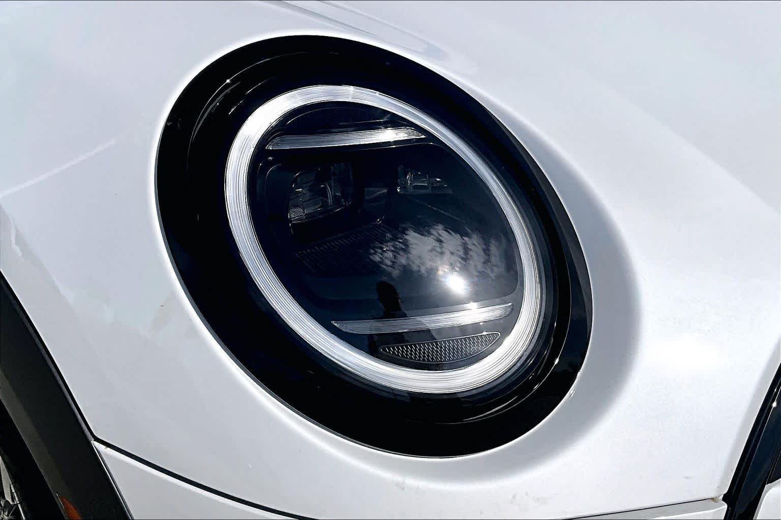 New 2027 Nanuq White Metallic MINI Signature Plus image 12