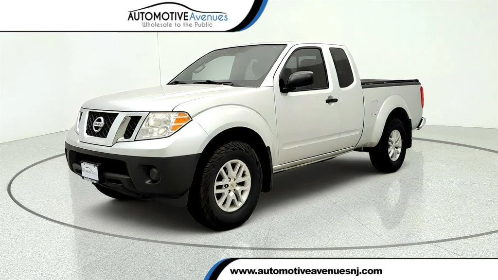 2017 Nissan Frontier 4.0 SV King Cab 4X4 AT's photo