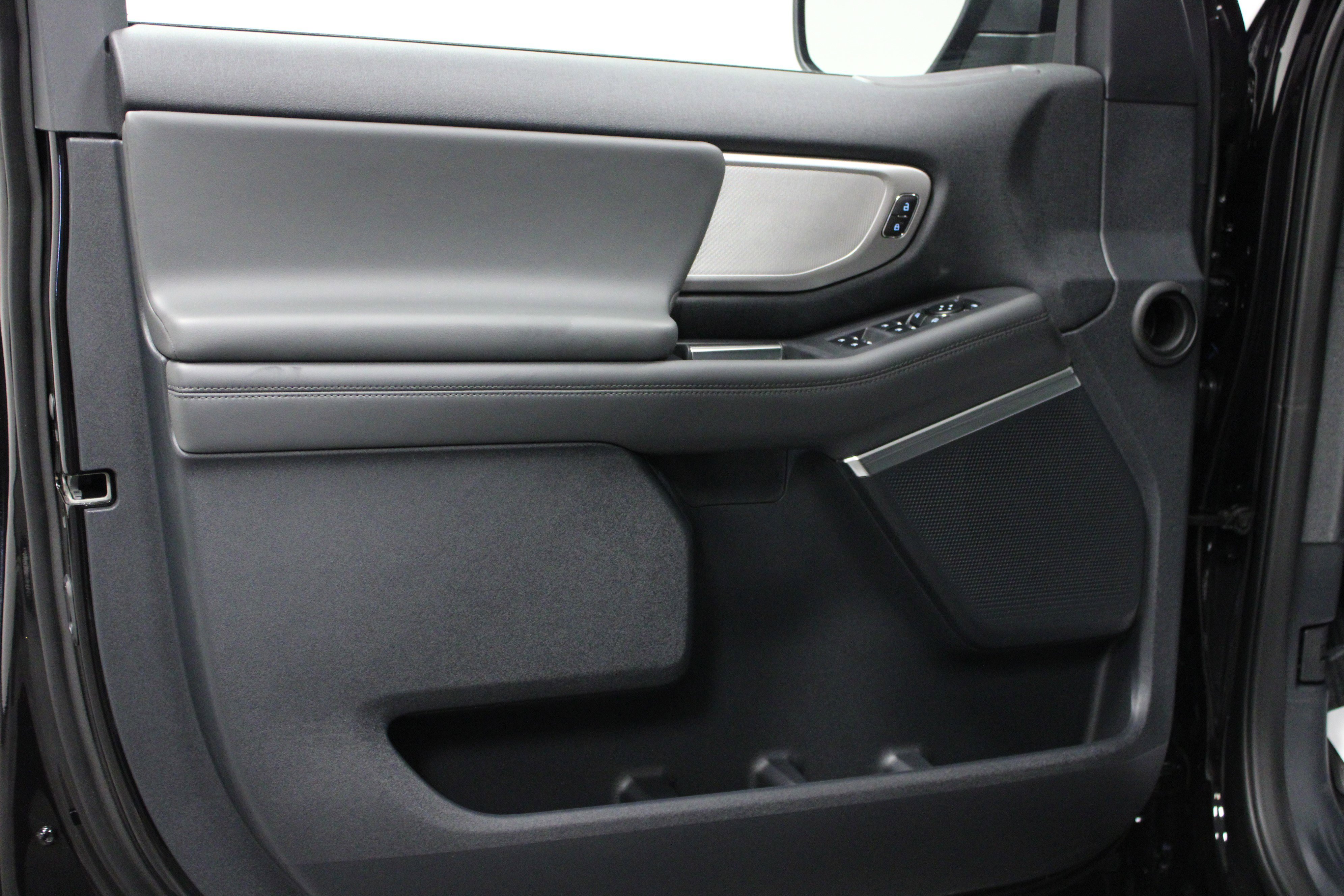 New 2026 Agate Black Metallic Ford Active image 11