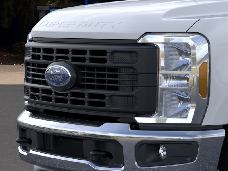 New 2026 Oxford White Ford F-250® XL image 17
