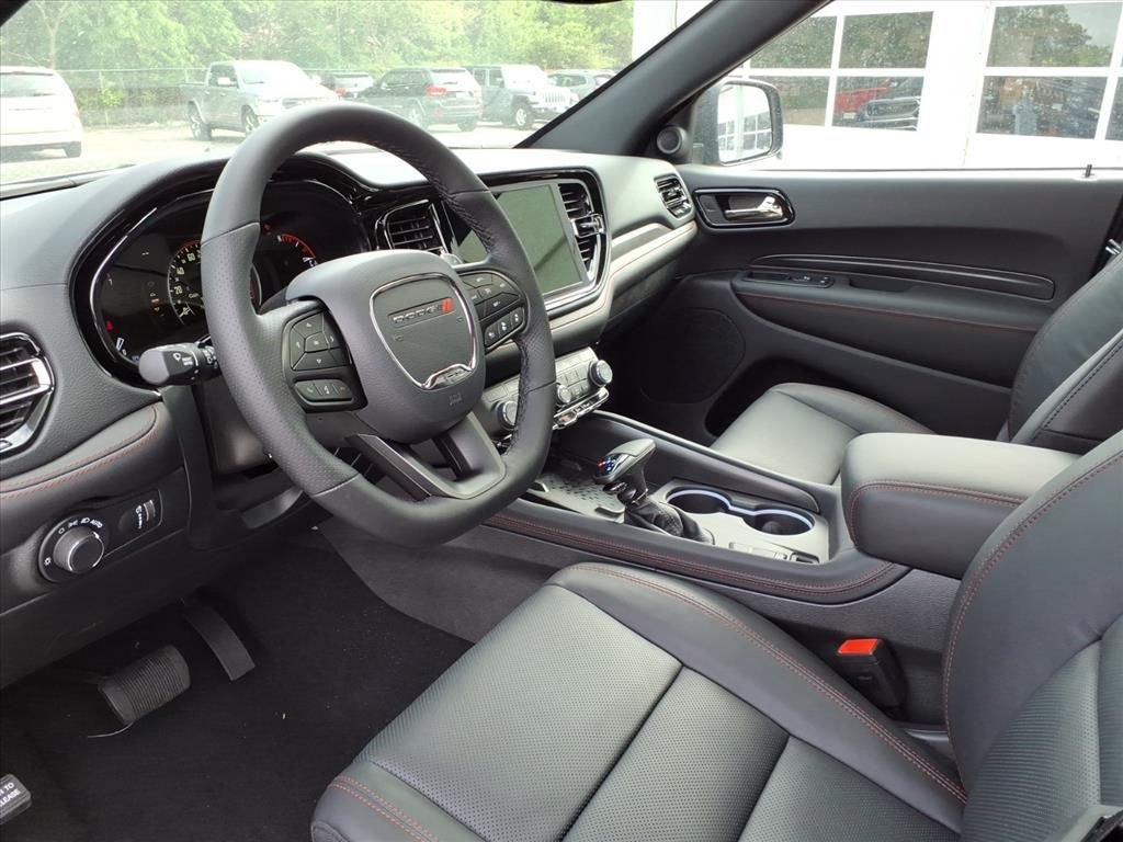 New 2026 Vapor Gray Exterior Paint Dodge GT Plus HEMI V8 image 9