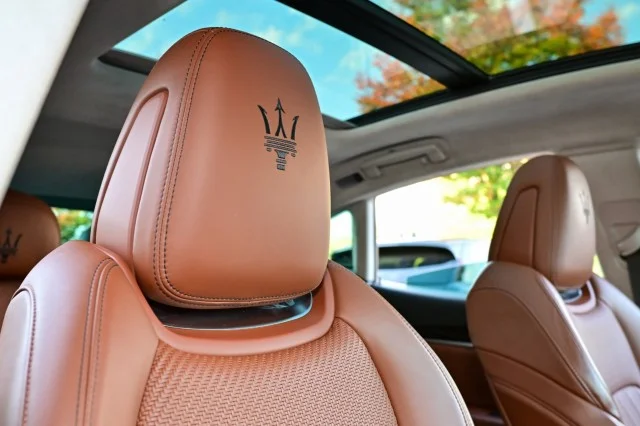 Used 2022 GRAY Maserati Modena image 56