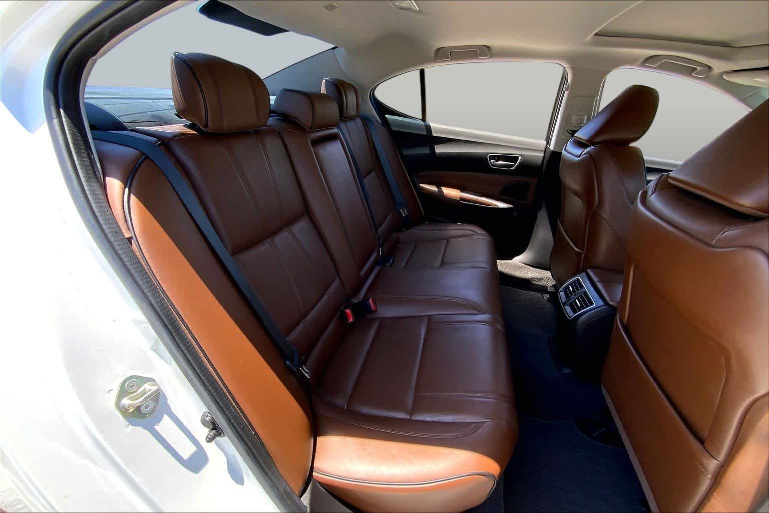 Used 2020 Platinum White Pearl Acura w/Technology Pkg image 19