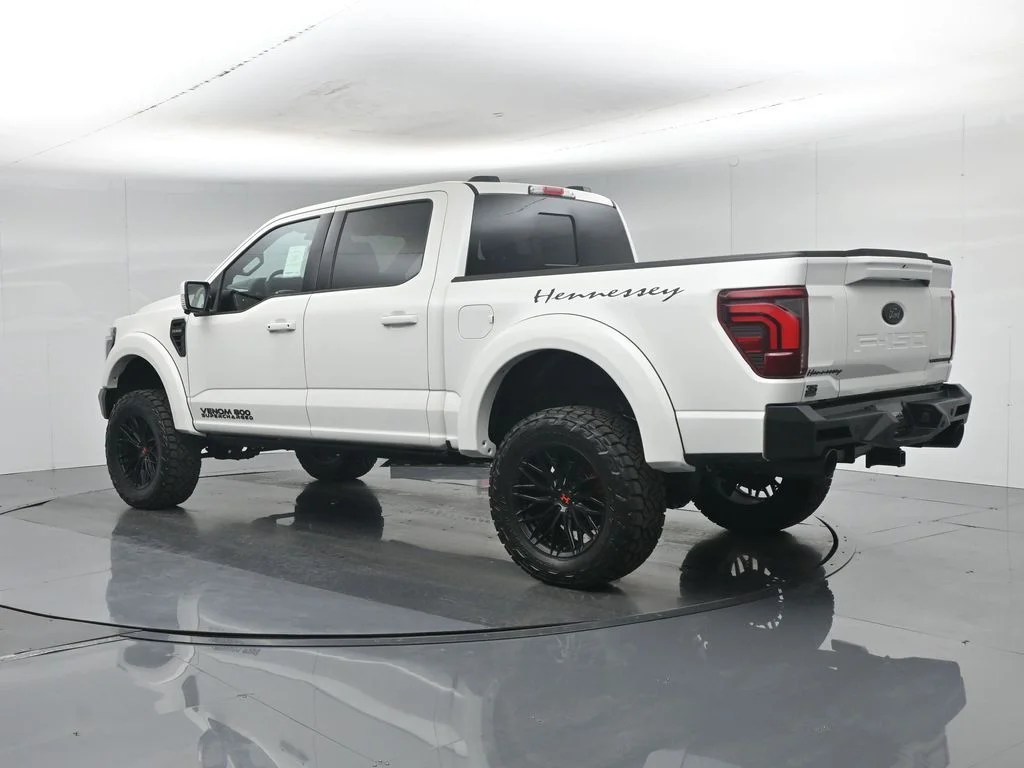 New 2026 Star White Metallic Tri-Coat Ford Lariat image 6