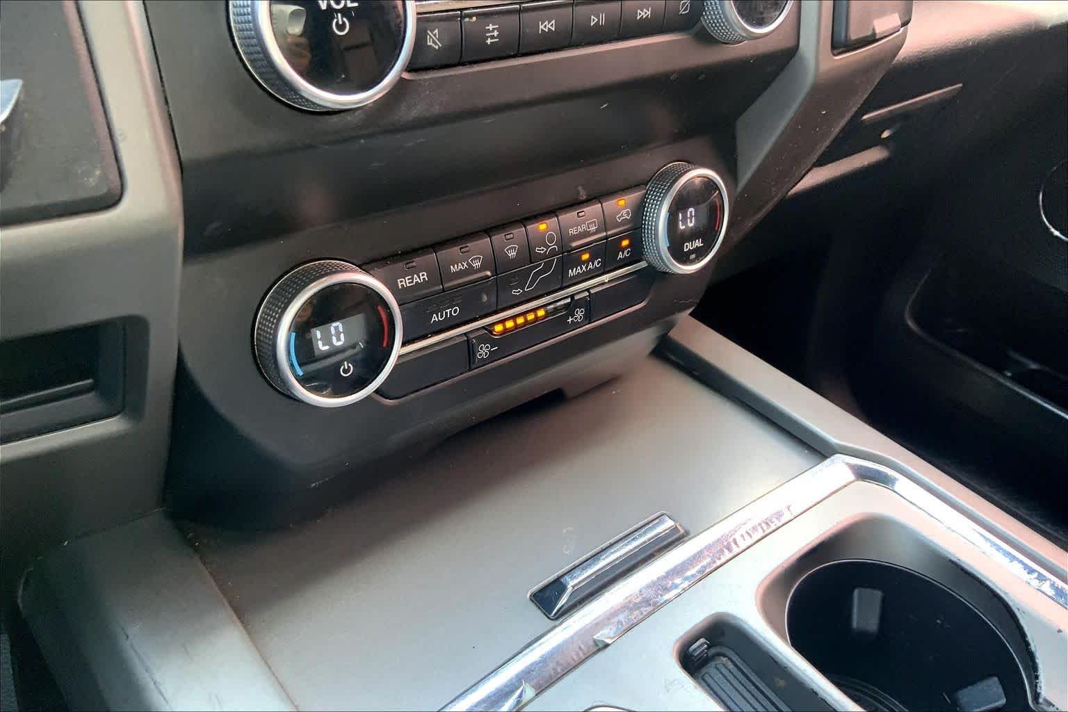 Used 2021 Magnetic Metallic Ford XLT image 34