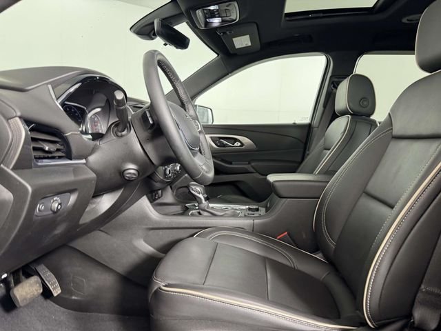 Used 2024 Sterling Gray Metallic Chevrolet Premier image 4