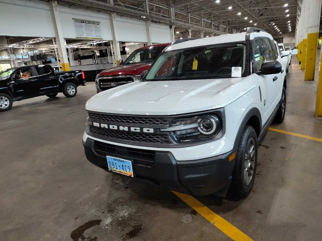 Used 2025 Oxford White Ford Big Bend image 1