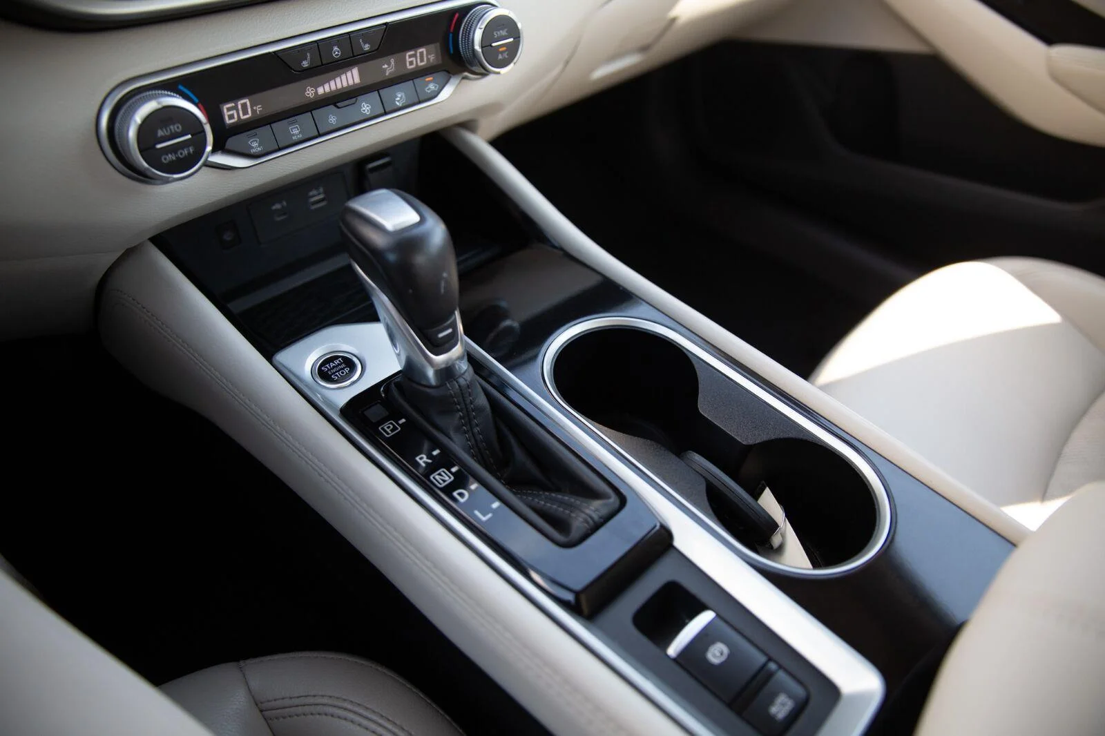 2023 Nissan Altima SL - Photo 15