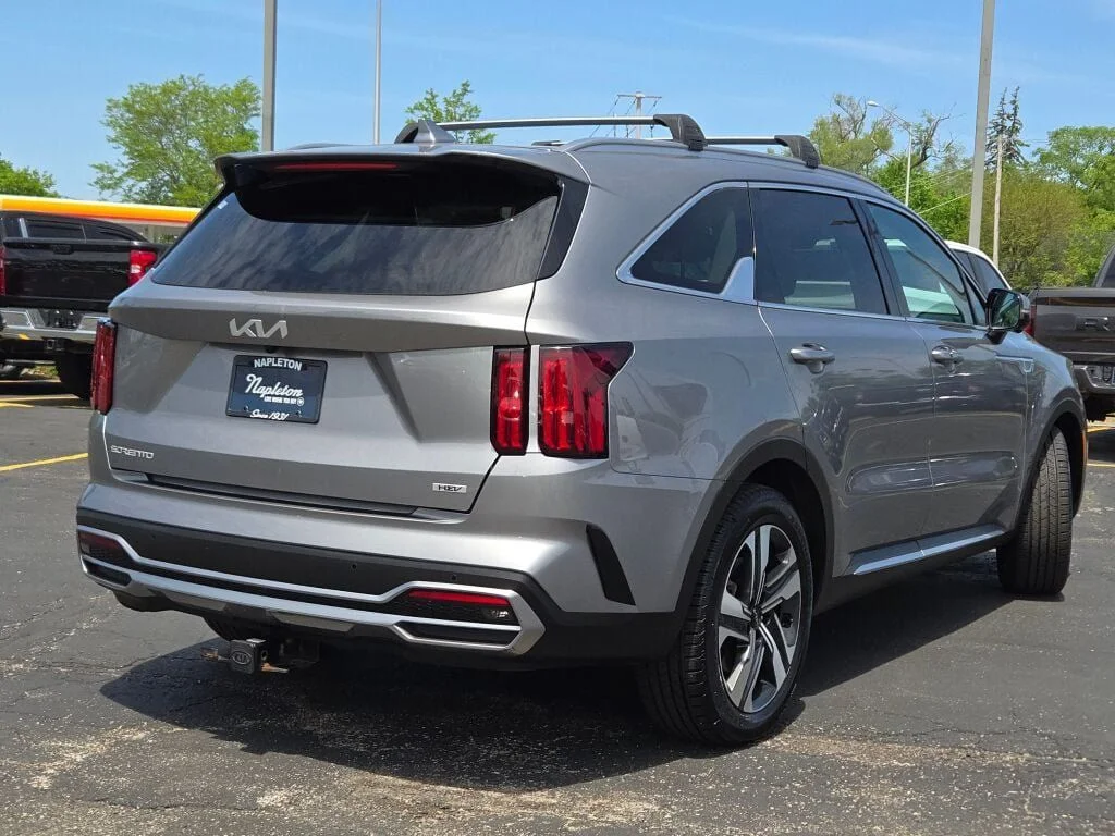Used 2023 Gray Kia SX Prestige image 12