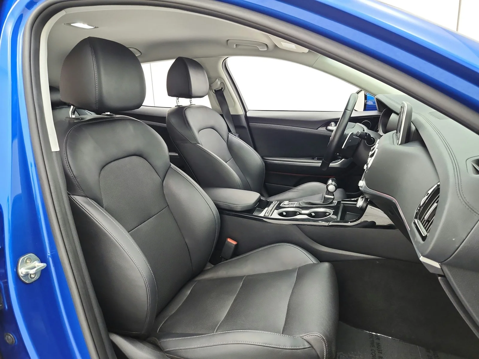Used 2019 Micro Blue Kia Base RWD image 19