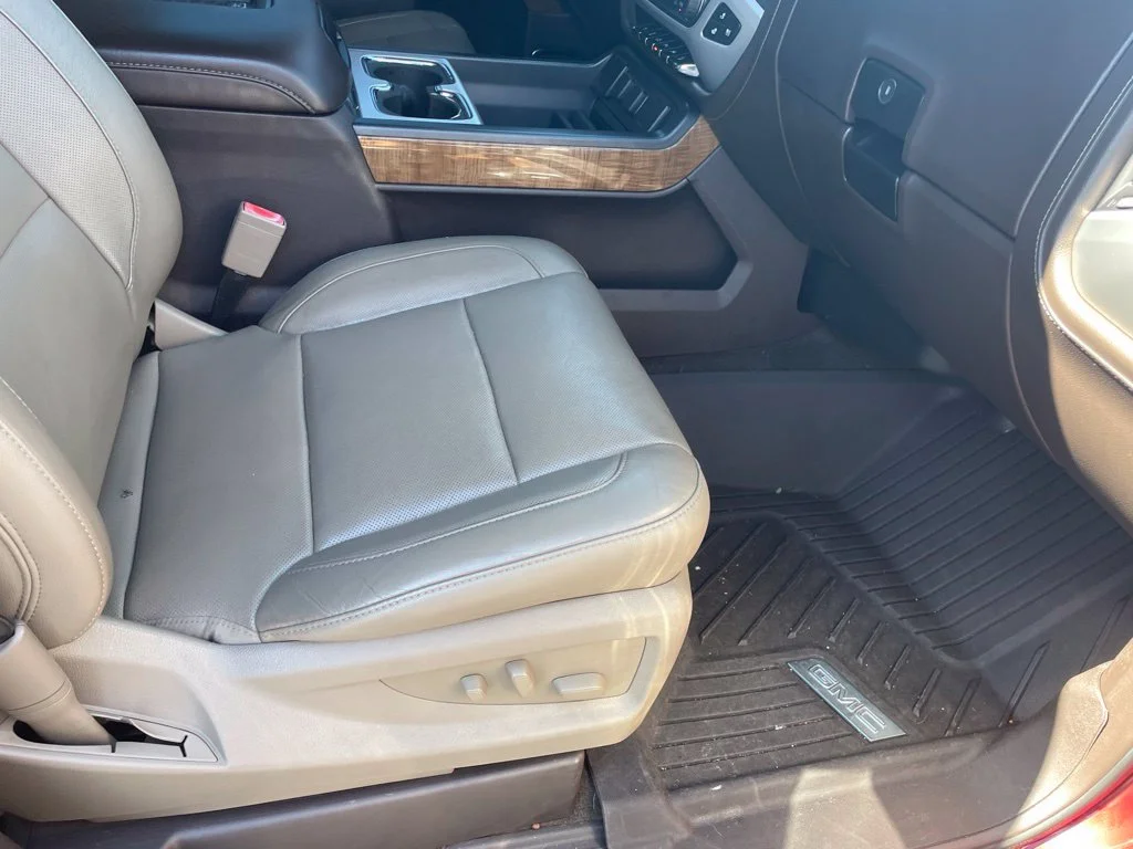 Used 2018 Red GMC SLT image 13