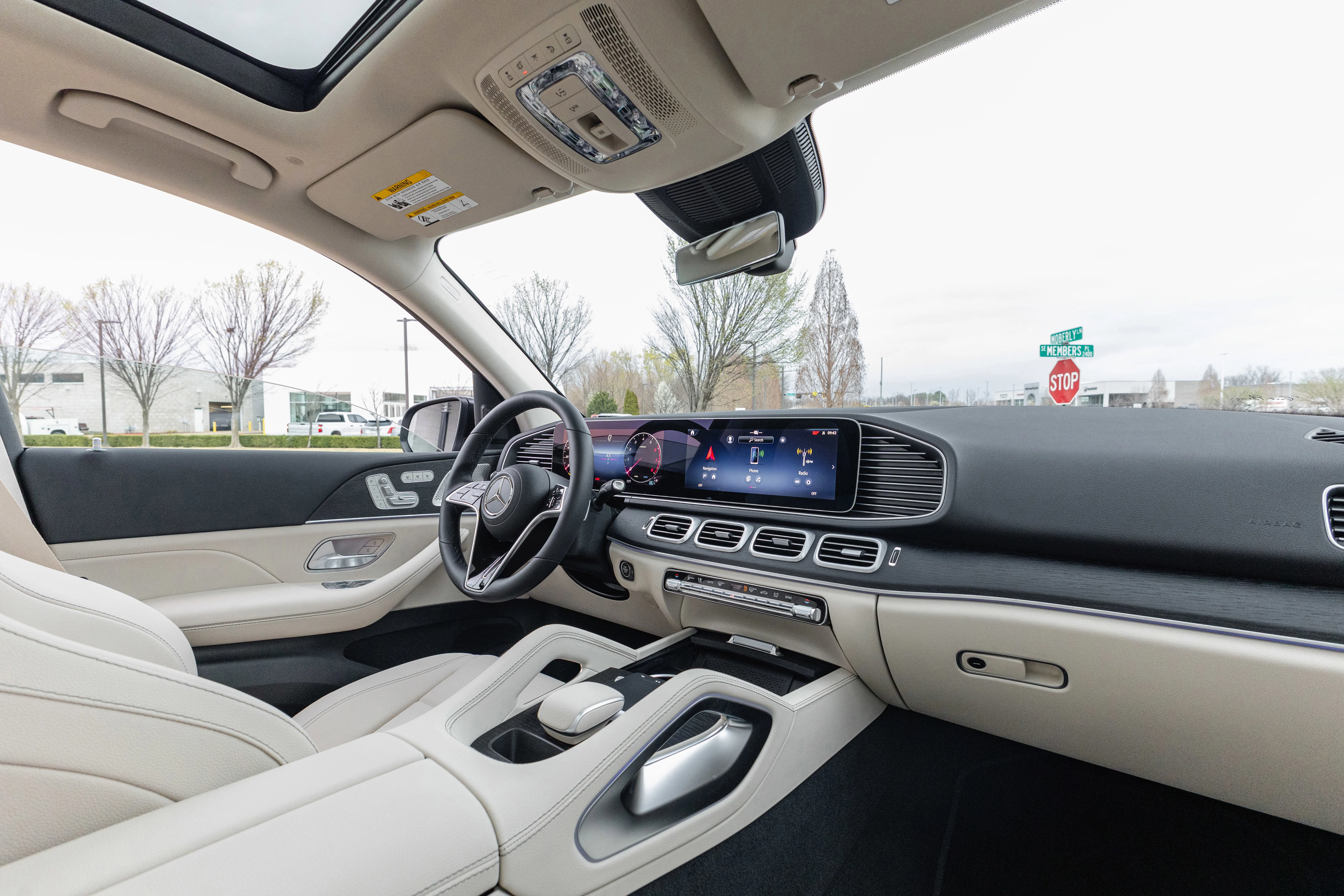 Used 2026 Obsidian Black Mercedes-Benz GLE 450 image 29