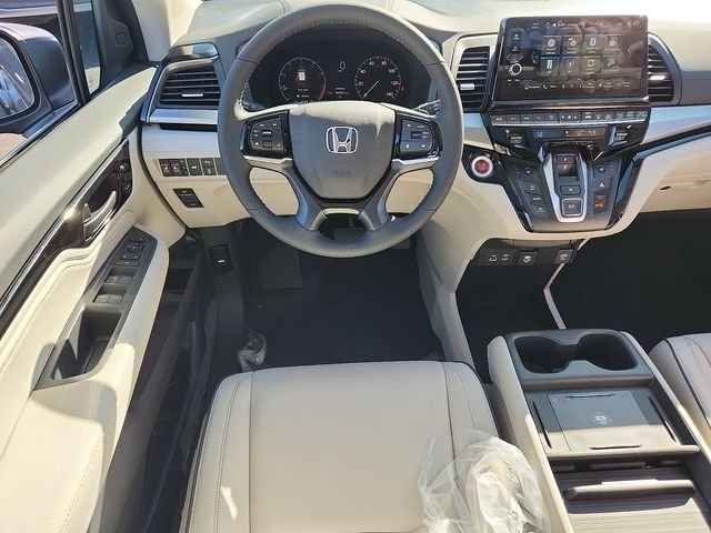 New 2026 Smoke Blue Pearl Honda Touring image 11