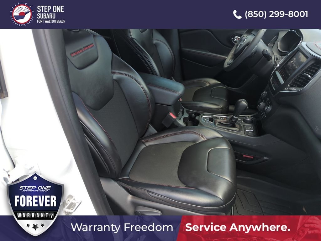 Used 2022 White Jeep Trailhawk image 36