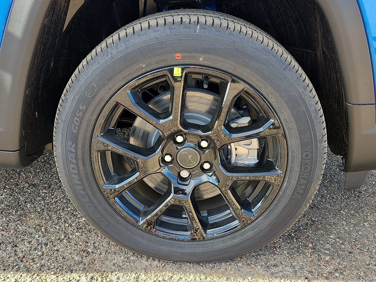 New 2026 Blue Jeep LATITUDE ALTITUDE 4X4 image 7