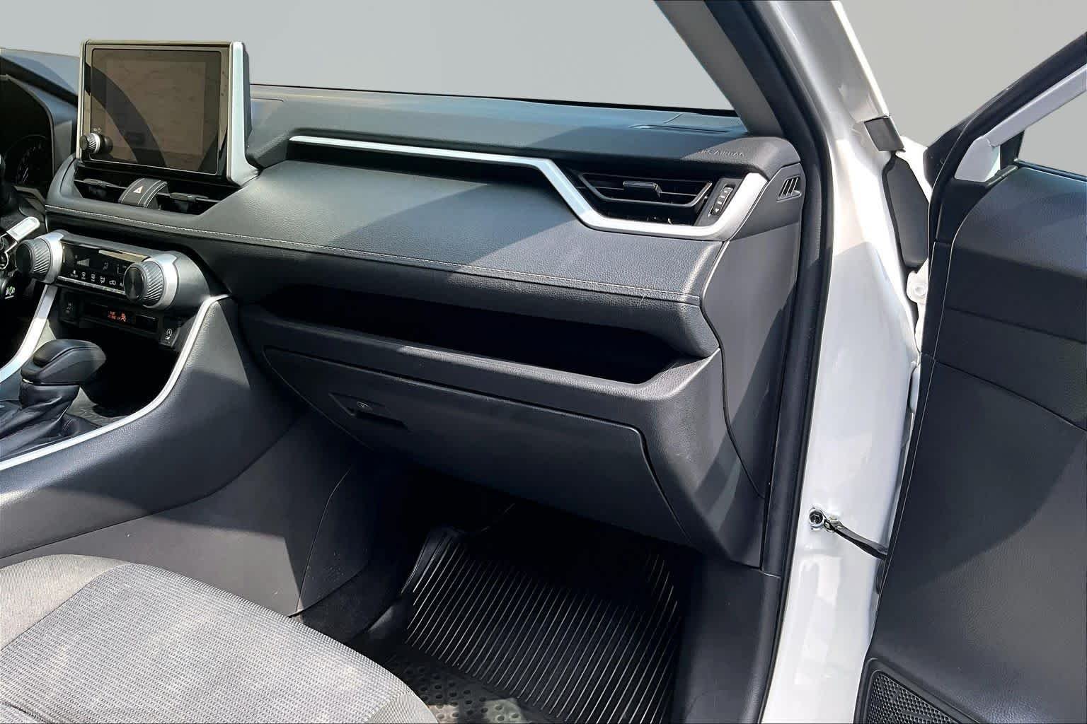 Used 2024 Ice Cap Toyota LE image 19