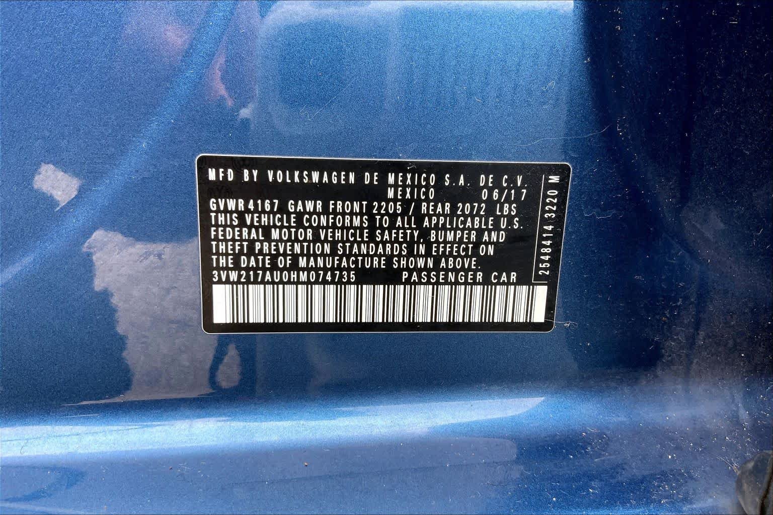 Used 2017 Silk Blue Metallic Volkswagen Wolfsburg Edition image 36