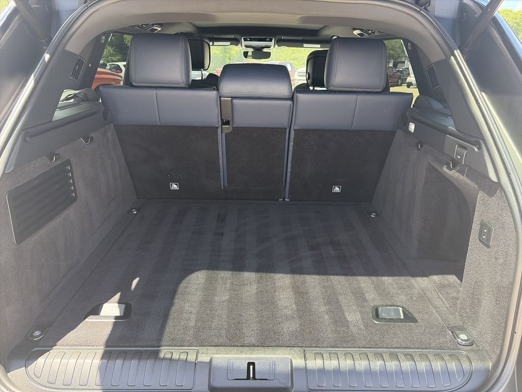 Used 2020  Land Rover HST image 30