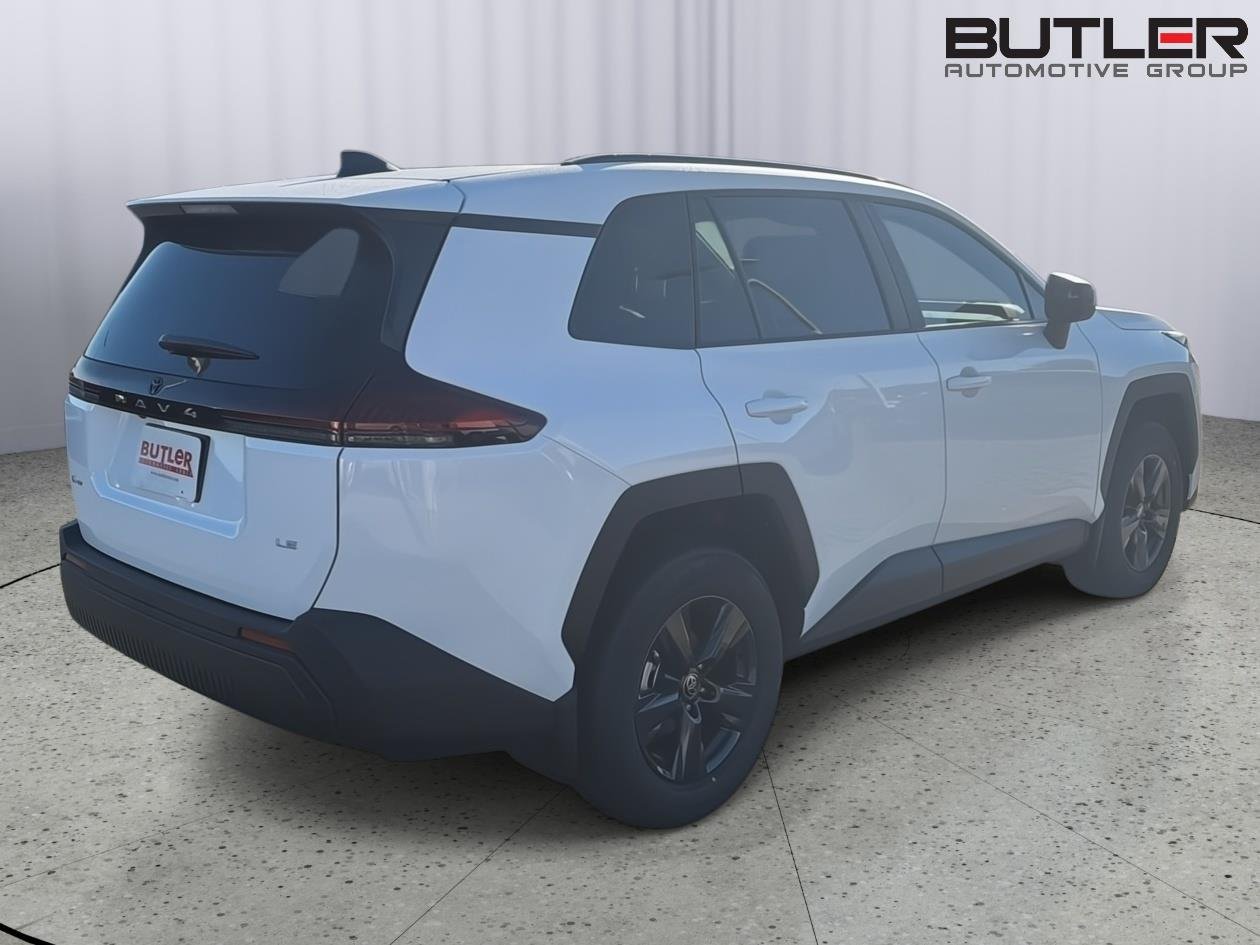 New 2026 Ice Cap Toyota LE image 6