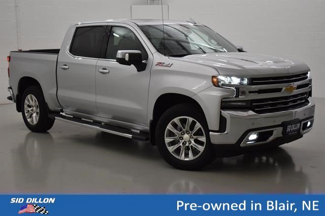 Used 2021 Silver Ice Metallic Chevrolet LTZ image 14