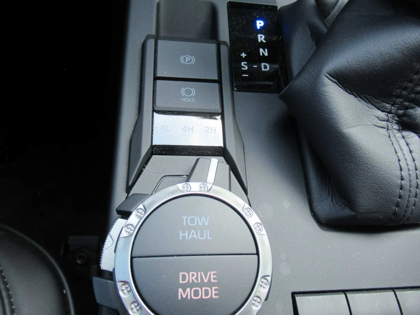 Used 2026 Ice Cap Toyota SR5 image 26