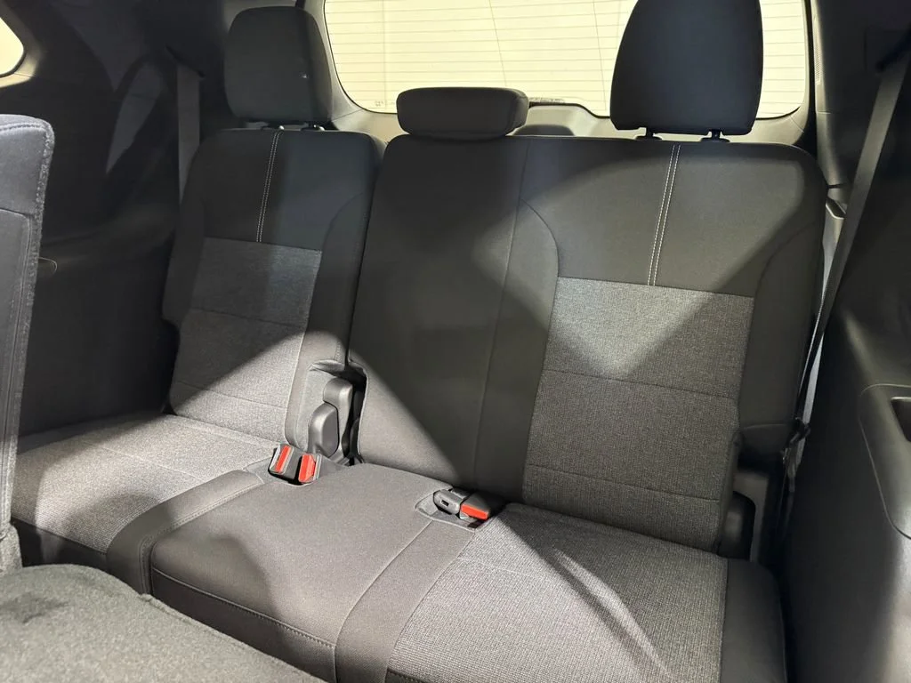 2026 GMC Acadia Elevation - Photo 10